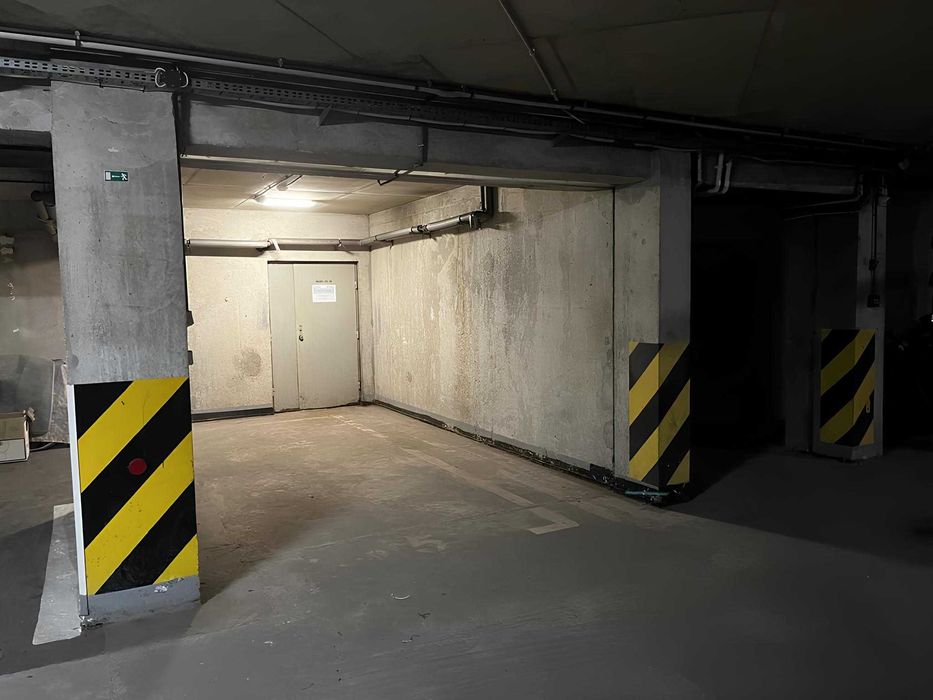 Bezpieczne miejsce postojowe w garażu podziemnym Bemowo