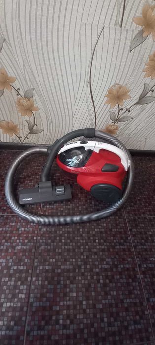 Пилосос Hoover у чудовому стані