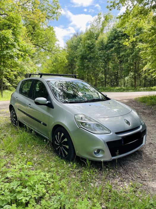 Renault Clio III 1.2, 75KM z 2011 roku
