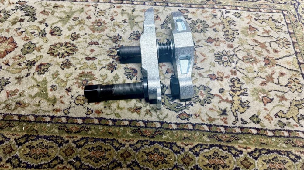 Saca Ponteiras e Rótulas para camiões