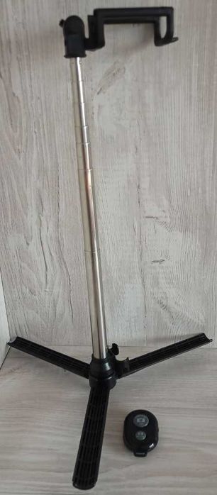 Селфи держатель Штатив-монопод Тринога Пульт Android iOS