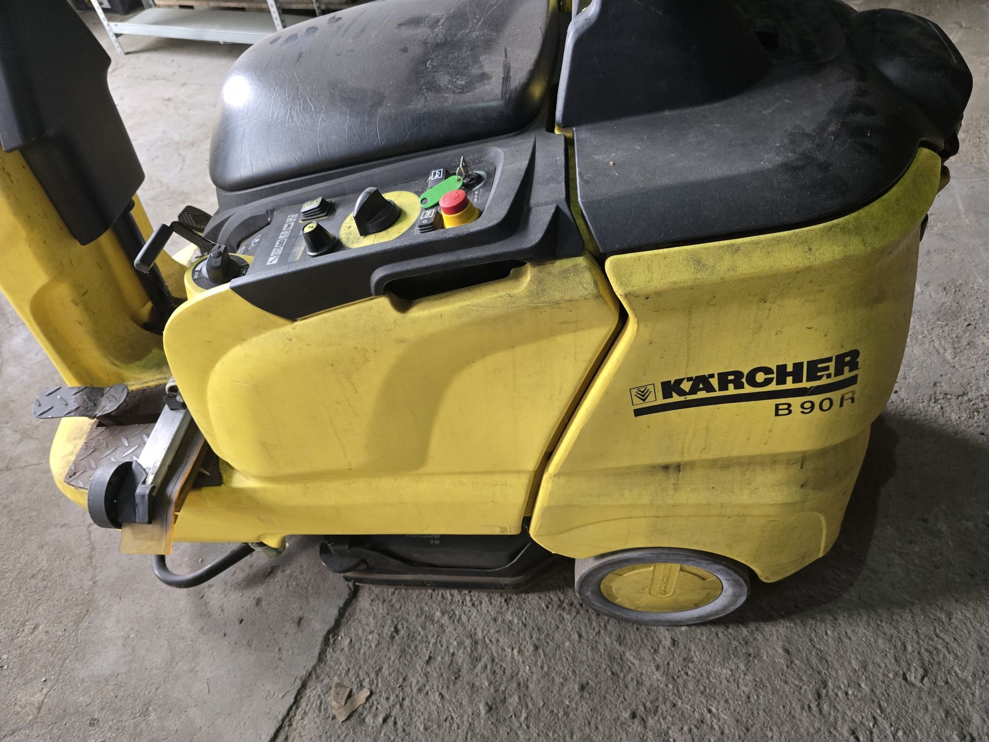 Szorowarka Karcher B 90
