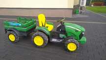 Traktor na akumulator John Deere