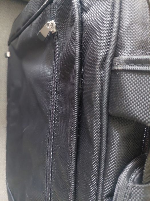 Mala Dell de portátil e outros compartimentos