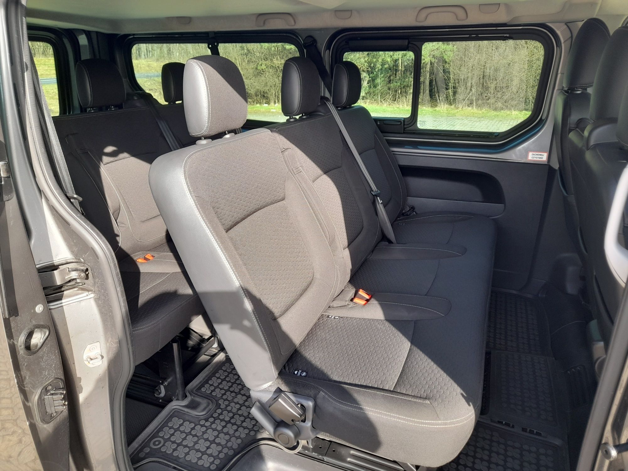 Opel Vivaro 9-osobowy,Long, Salon Polska,1 właściciel, Faktura VAT.