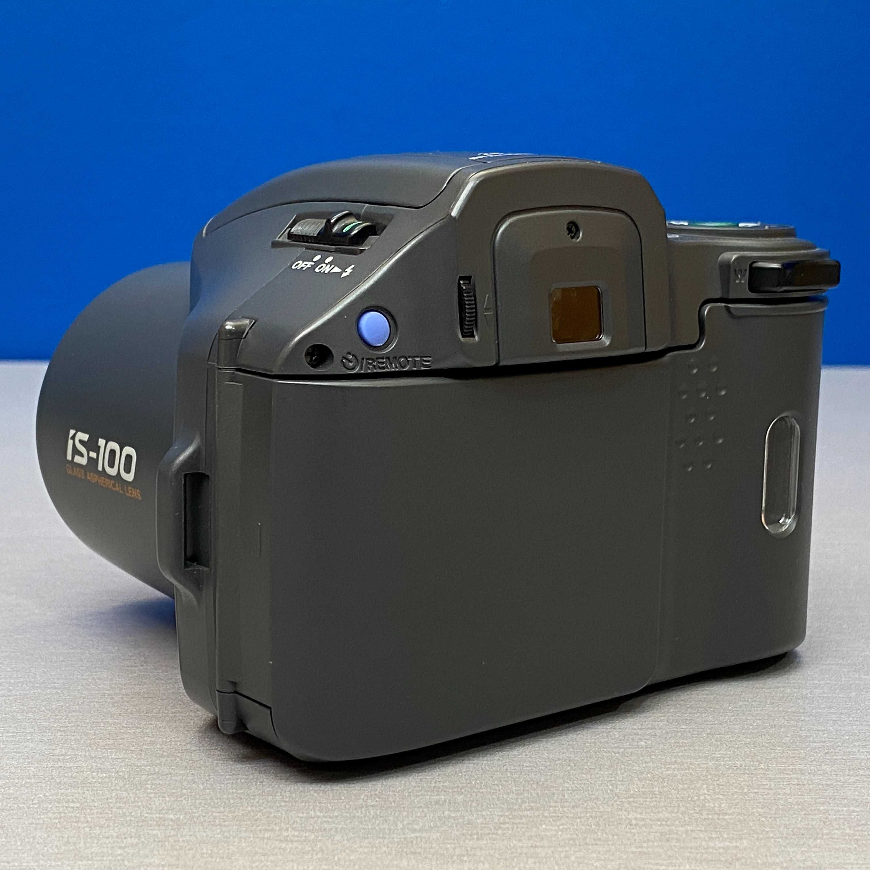 Olympus IS-100 (AF 28-110mm f/4.5-5.6)
