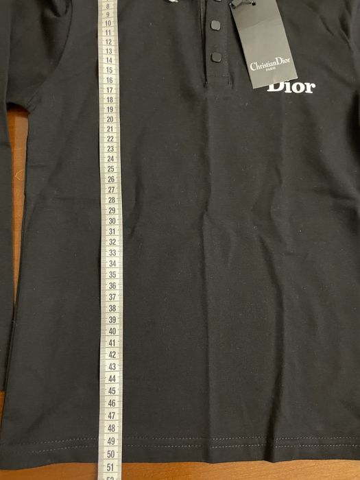 Дитяча кофта з довгим рукавом.