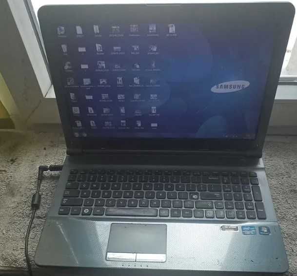 płyta Samsung RC520  - z procesorem i5 i 4 GB DDR3 + dysk 500 GB