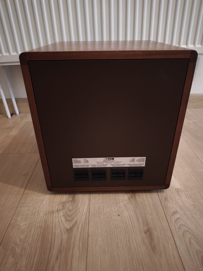 Canton subwoofer Plus C