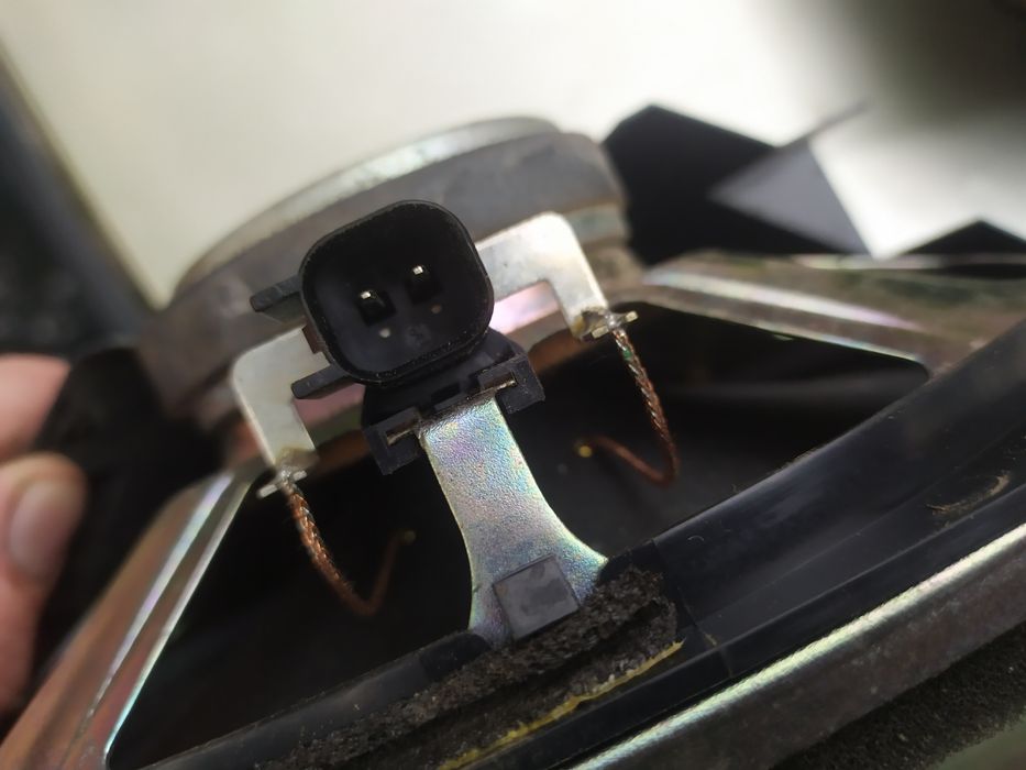 Динамік Мазда 3 Mazda 3 BK 25w