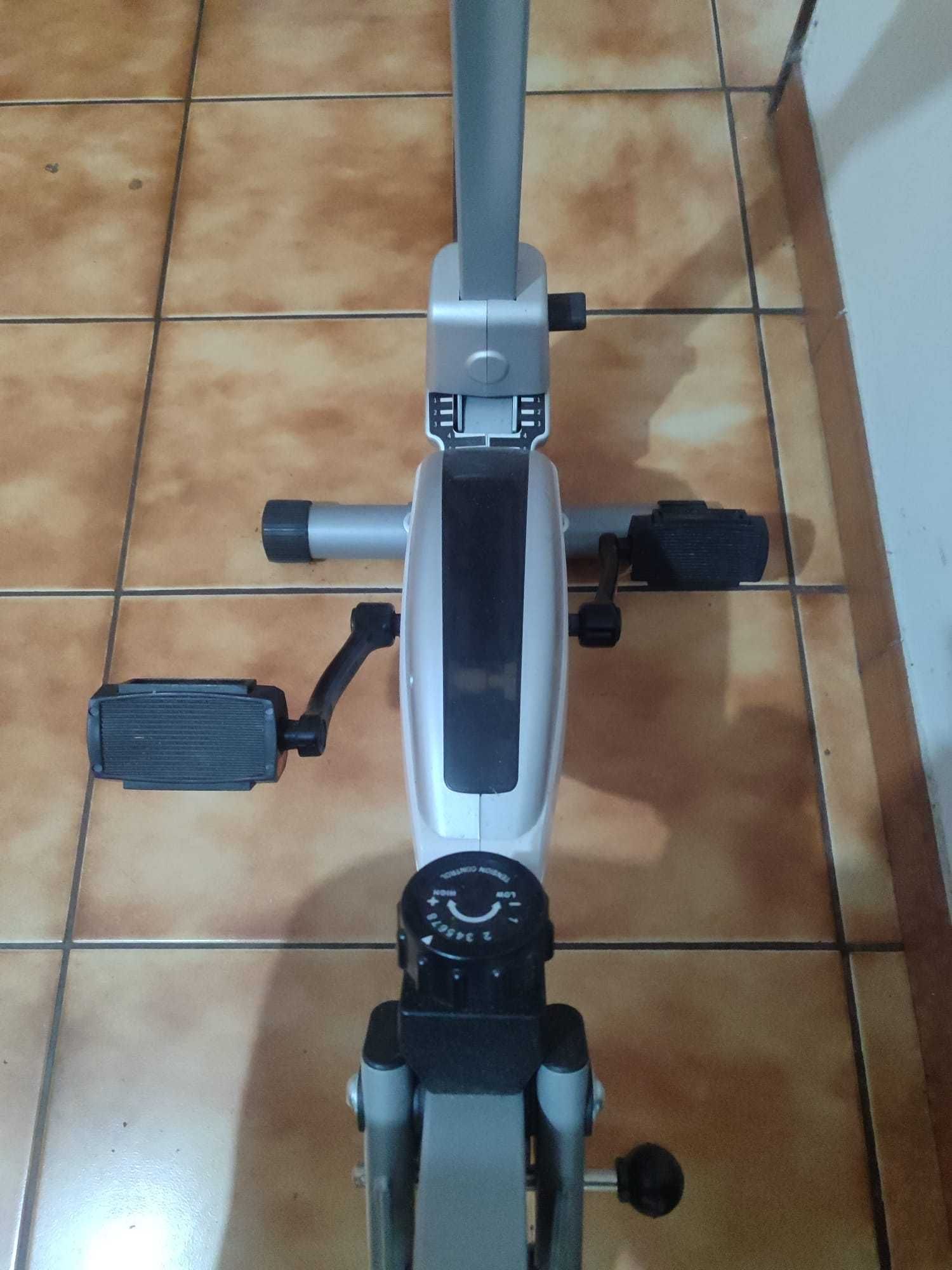 | OPORTUNIDADE | Bicicleta Estática Dual FIT
