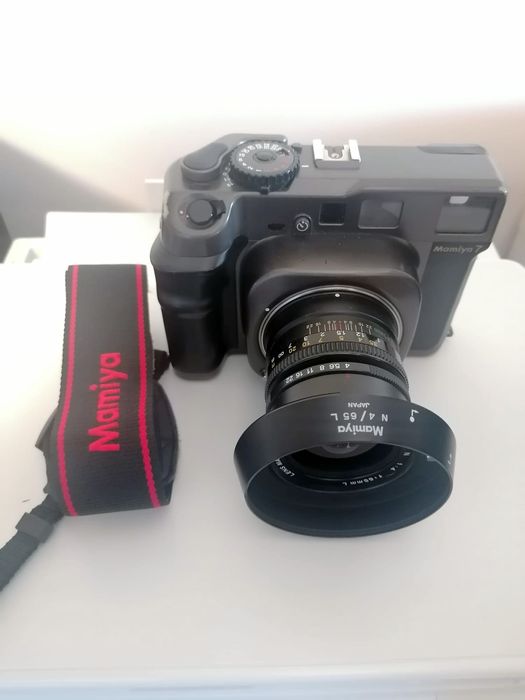 MAMIYA 7 + lente 65 mm f4