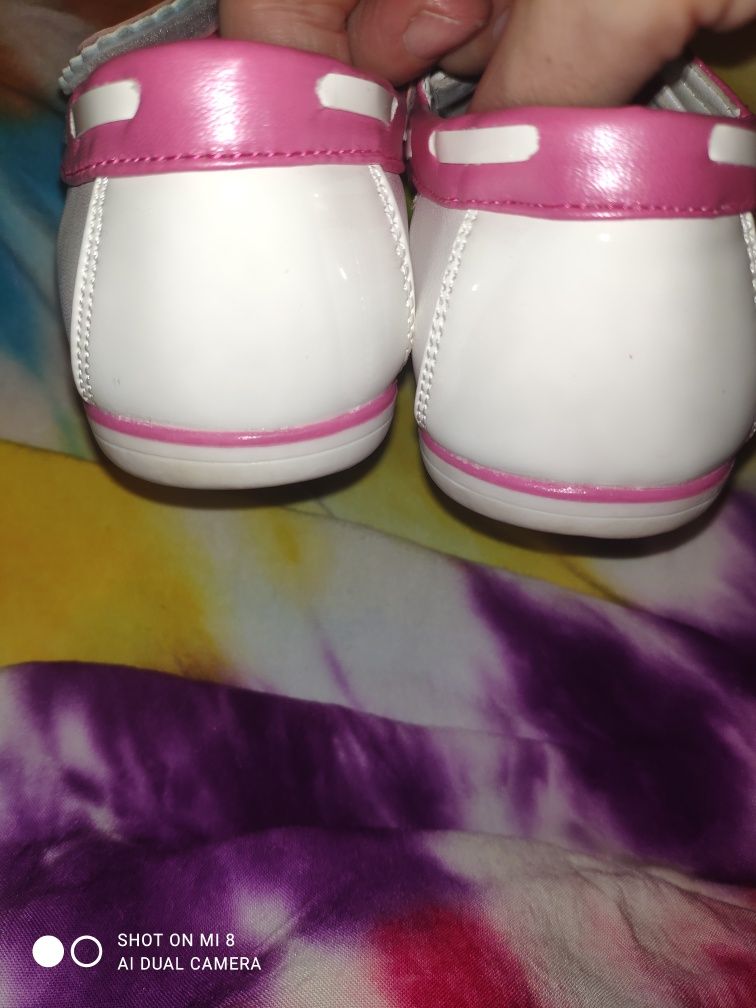 Туфлі, мокасини біло рожеві для дівчинки 32 р. 19 см устілка в ново