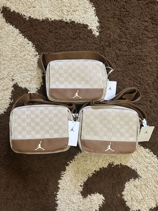 Сумка Air Jordan Monogram Crossbody | Nike, найк, джордан месенджер