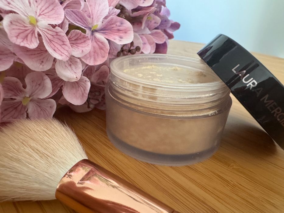 Puder sypki Laura Mercier Translucent