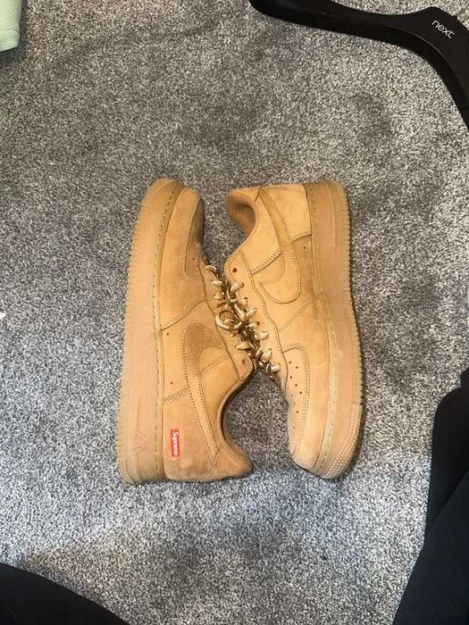 "Buty koszykówki Nike_Air_Force_1_Low_Supreme_Wheat_Roz.38