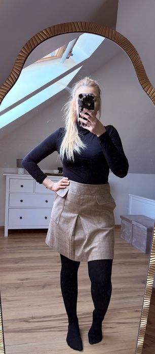 Wełniana spodnica Next