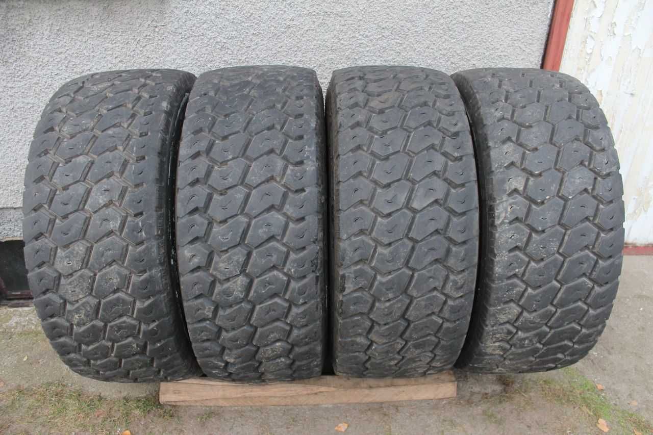 4x Continental HDC 385/55R22,5 385 55R22,5 15-16 mm