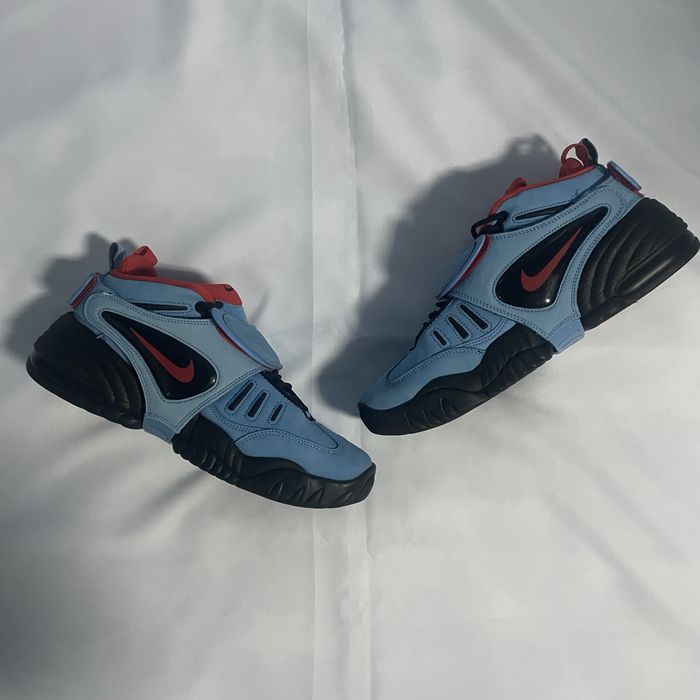 Кросівки Nike Air Adjust Force