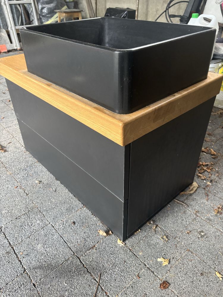 Szafka lity Dąb wisząca z umywalką granit