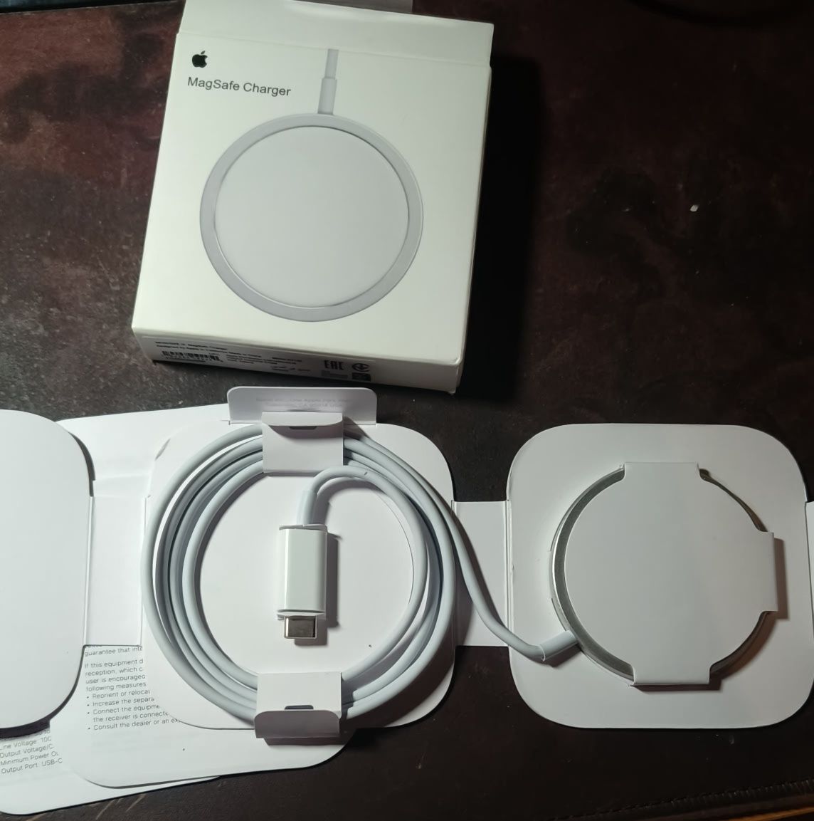 Apple Magsafe Charger Ładowarka indukcyjna
