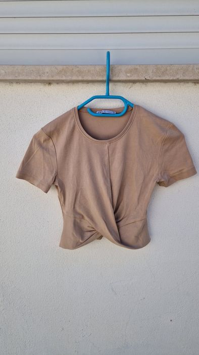 T-shirt castanha Zara