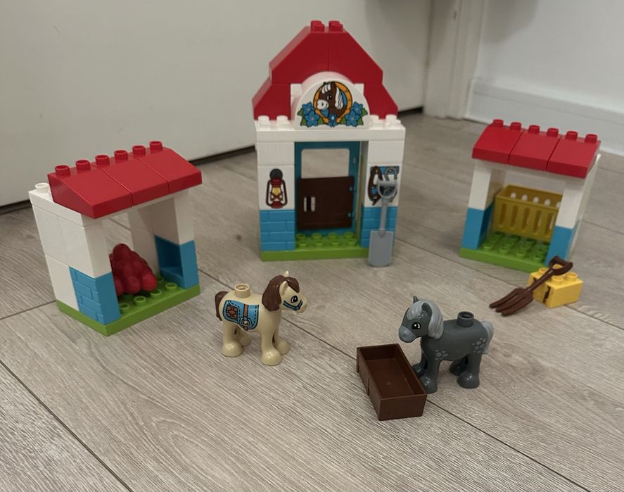 Zestawy Lego Duplo pociąg tory wóz strażacki stajnia i inne