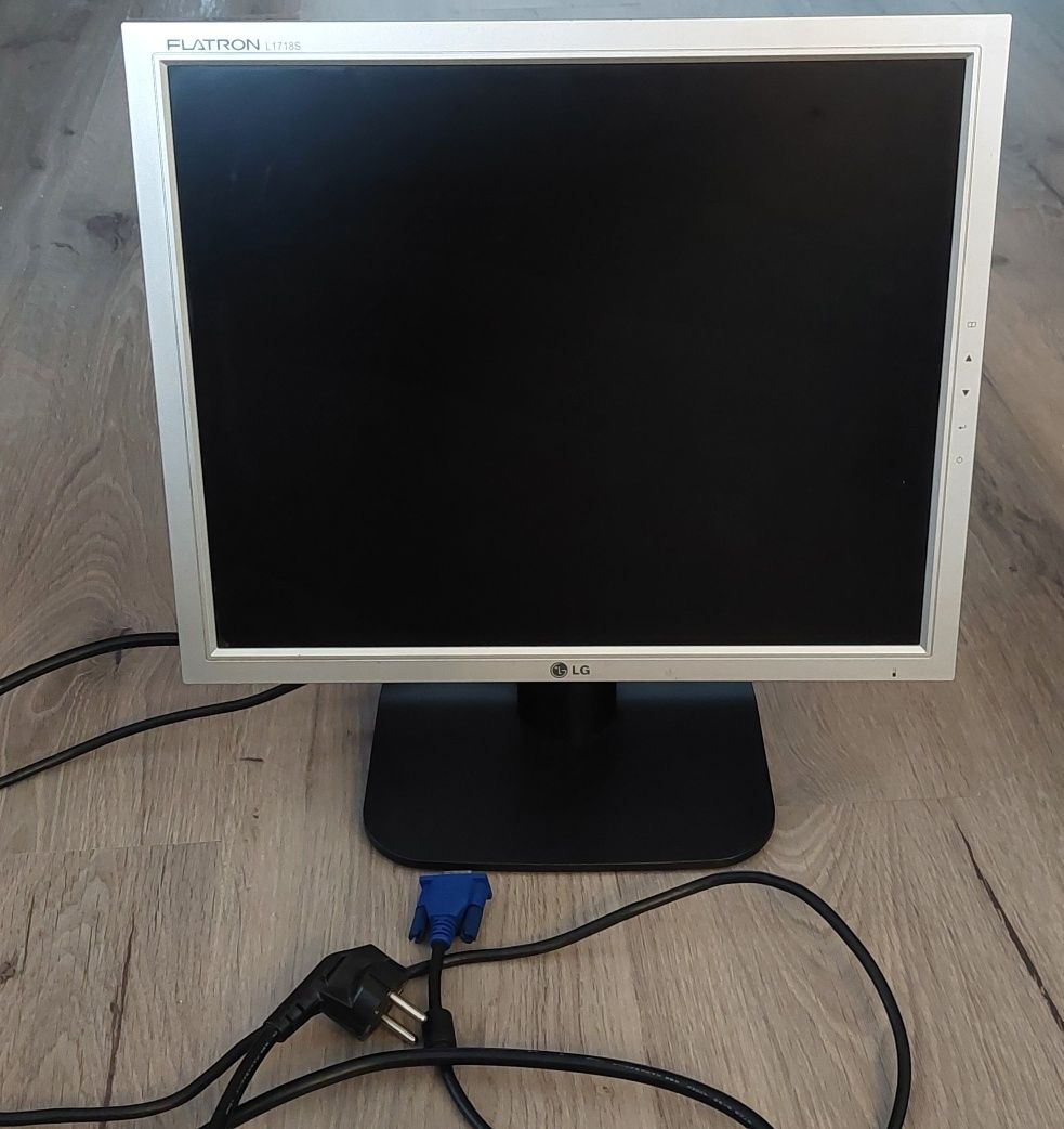 Monitor ecran computador LG Flatron L1718S
