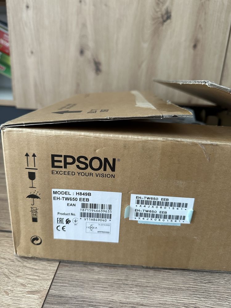 Projektor Epson EH-TW650