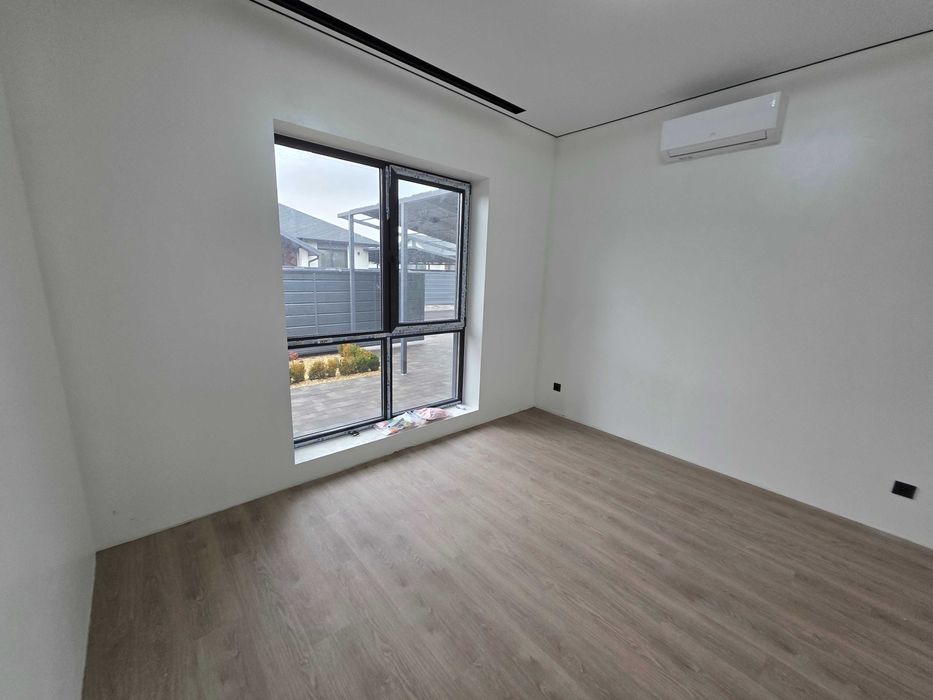 Продаж сучасного будинку з ремонтом в Крюківщині - без комісії!