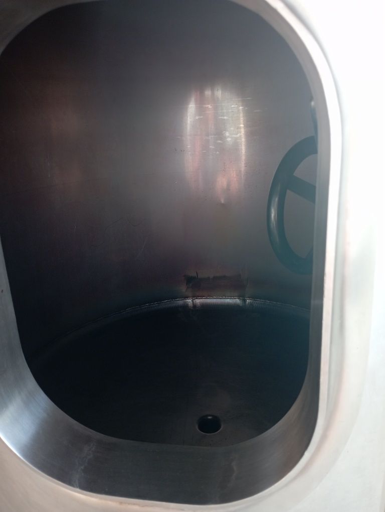 Cuba inox 250 L .
