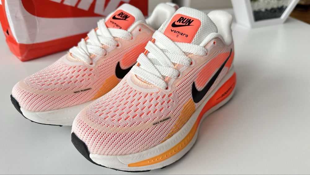 Кросіаки Nike Running (мультикольорові)