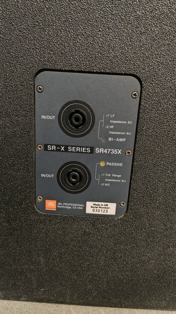 Kolumny JBL sr4735x