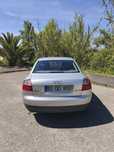 Audi A4 em bom estado.