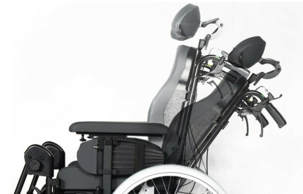 Wózek inwalidzki multipozycyjny Breezy Relax 2
