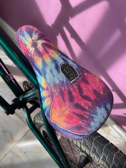 BMX semi profissional WETHEPEOPLE , peças cult, stranger