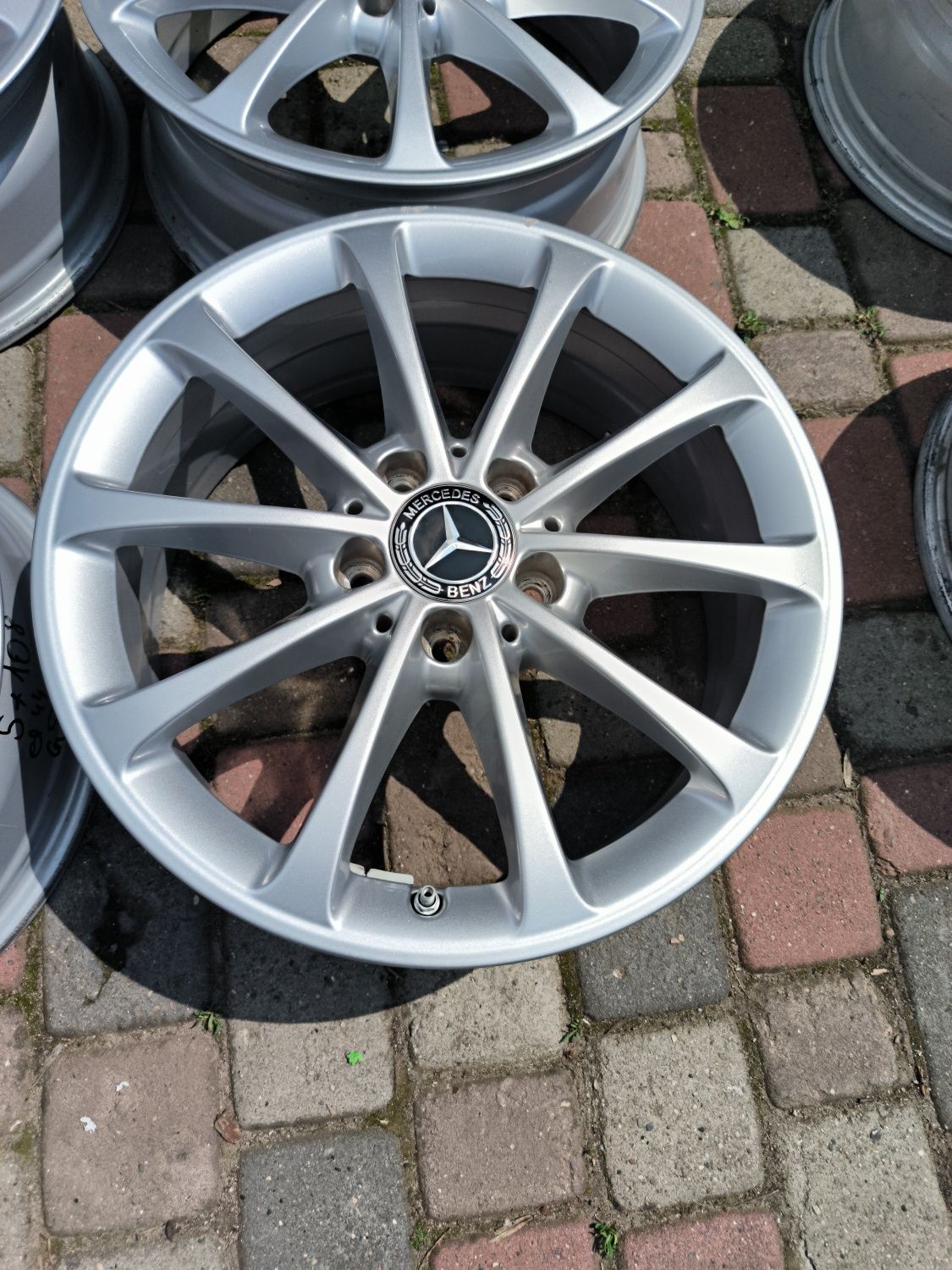 Felgi aluminiowe 17 Mercedes A B CLA - 5x112