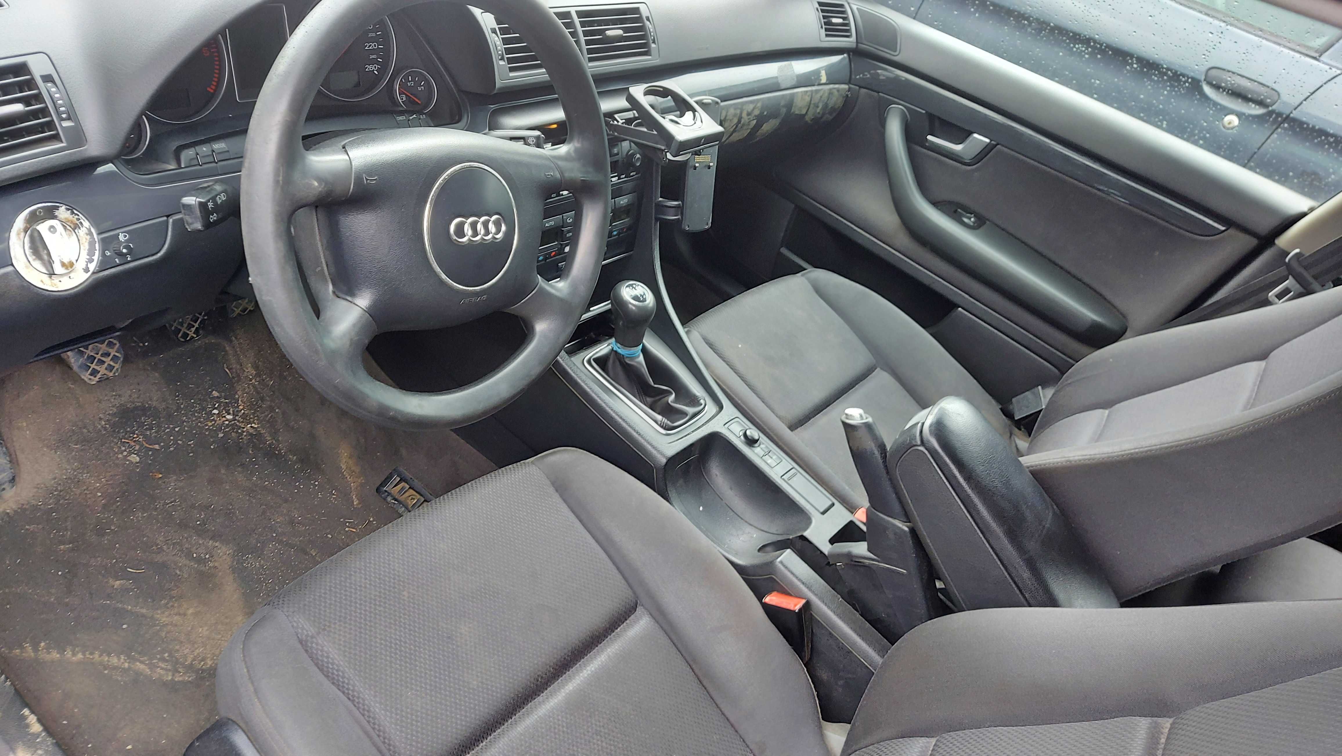 Audi A4 B6 LY5K drzwi tylne prawe kombi granatowe FV części