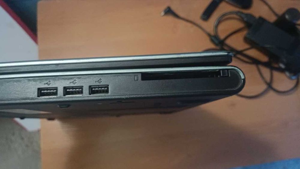 Ноутбук Acer Travel Mate 2410