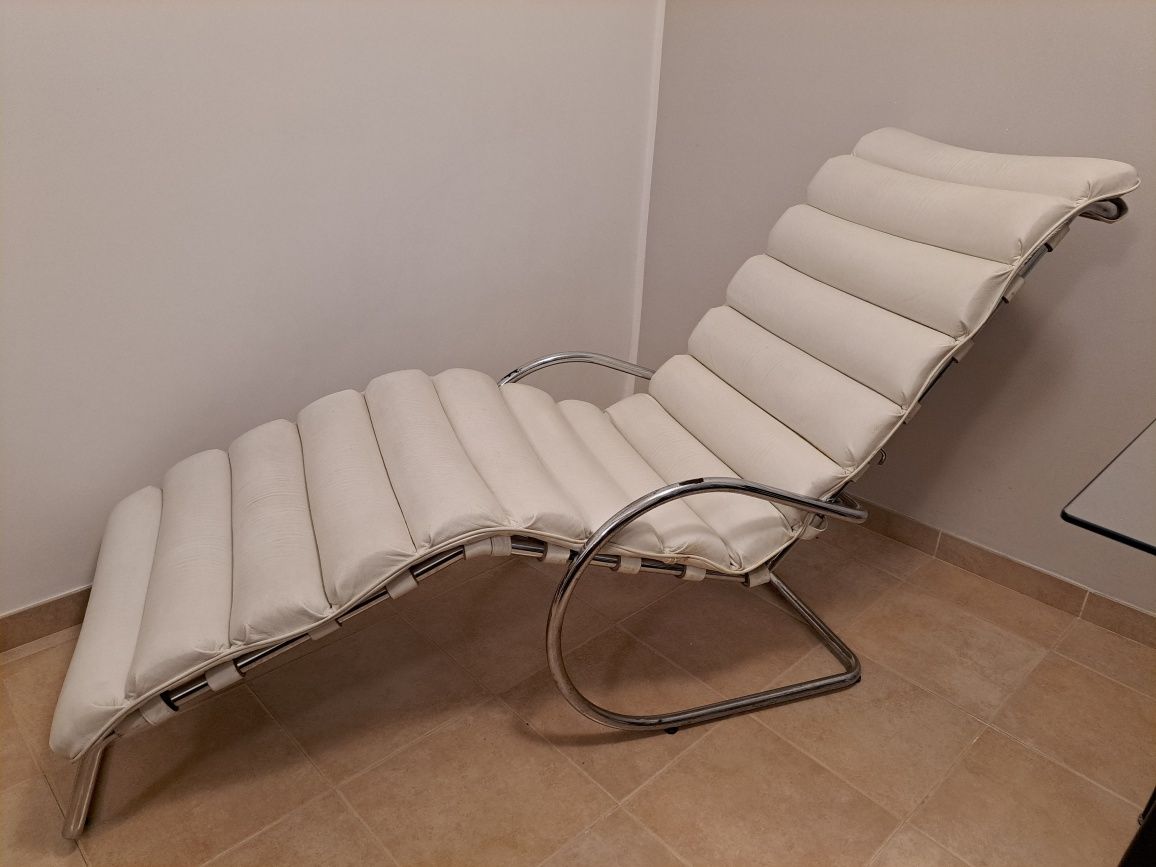 Chaise Longue Van der Rohe