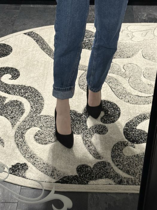 Туфлі на каблуку чорні 35 розмір