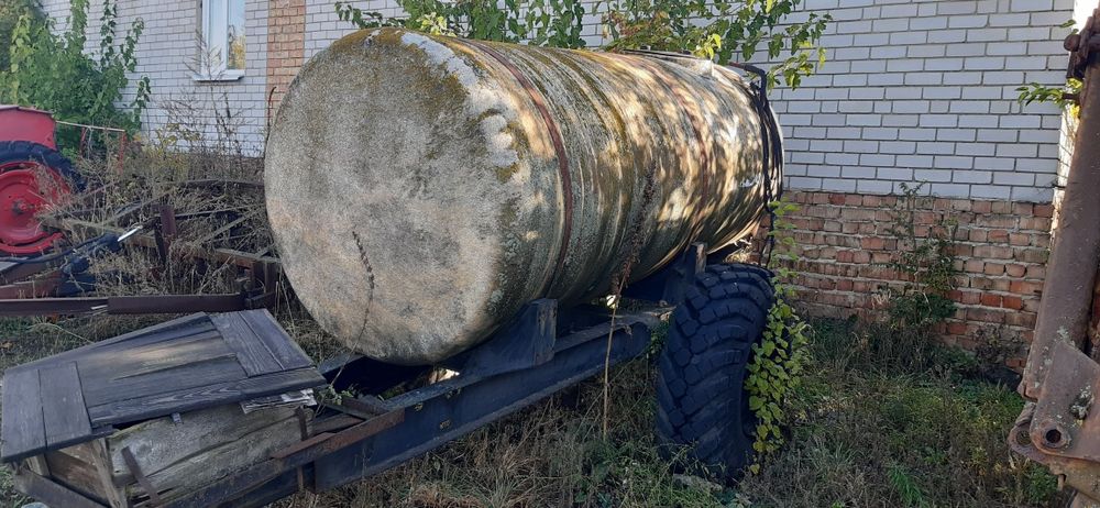 Продам бочку 4м3