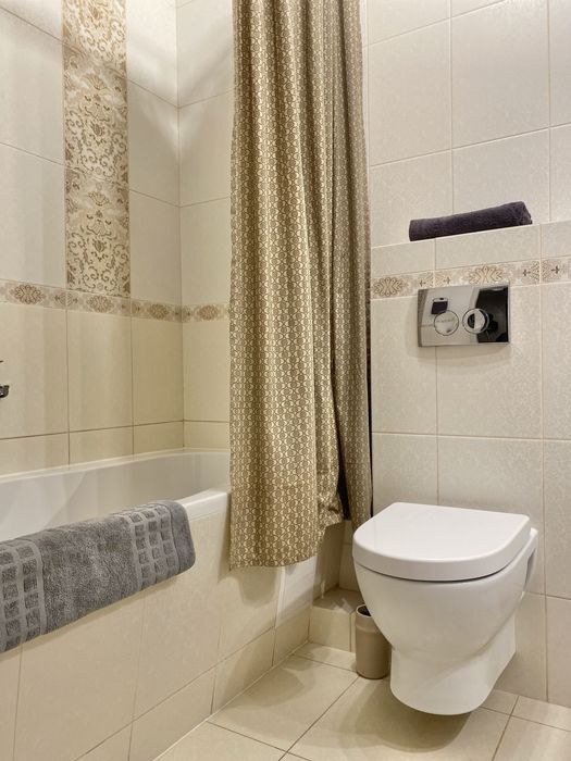 Комфортна квартира подобово біля Києва