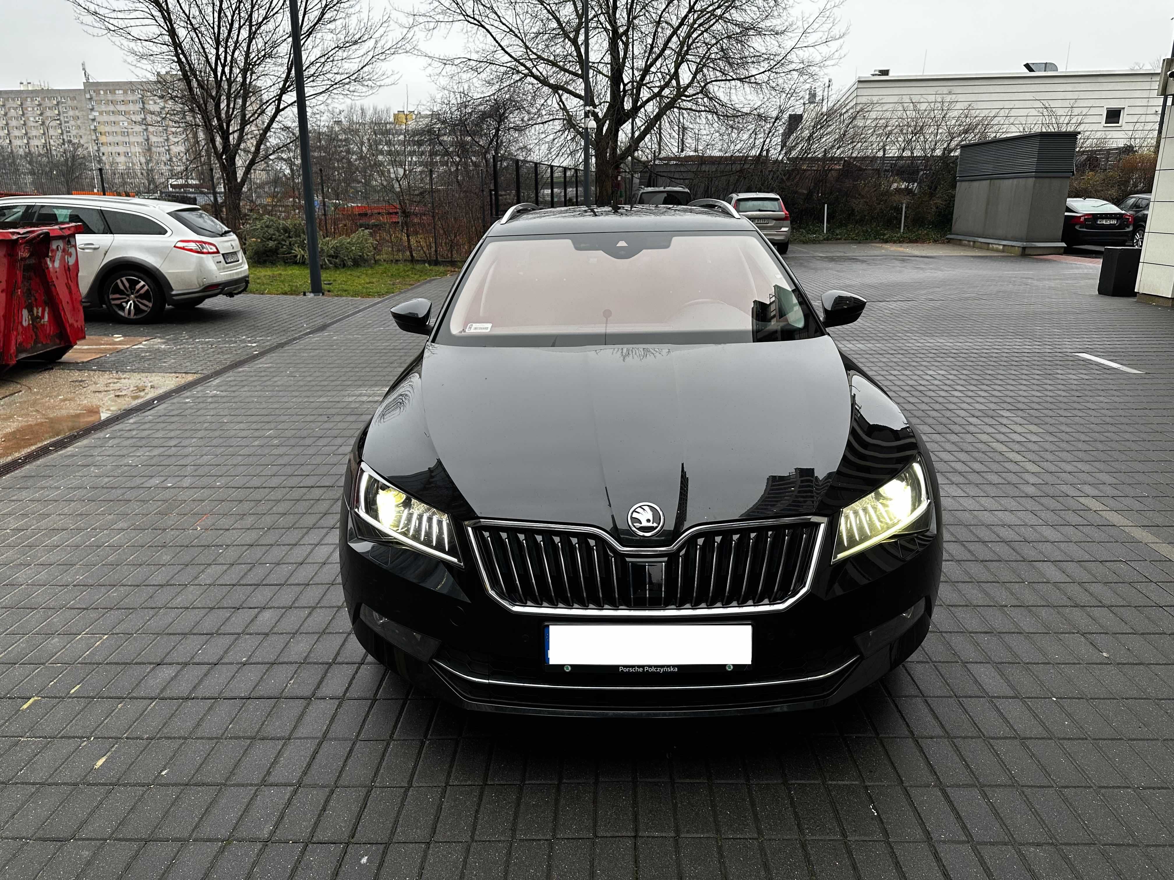 Skoda Superb Combi III Style 2.0/140kw TDI CR DSG 4x4 hak webasto audi