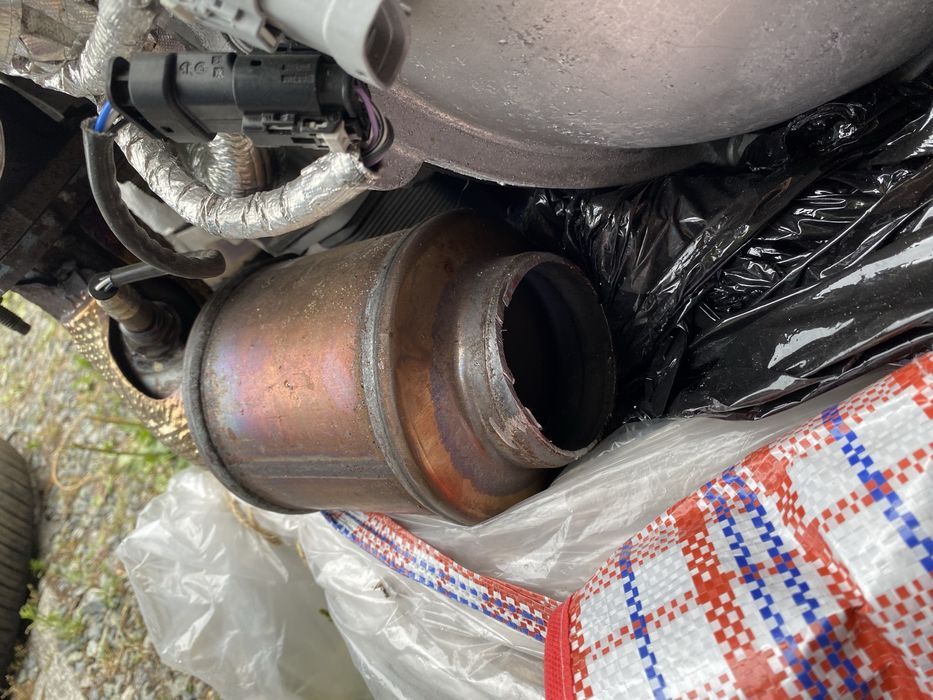 Chevrolet corvette c7 z06 katalizator