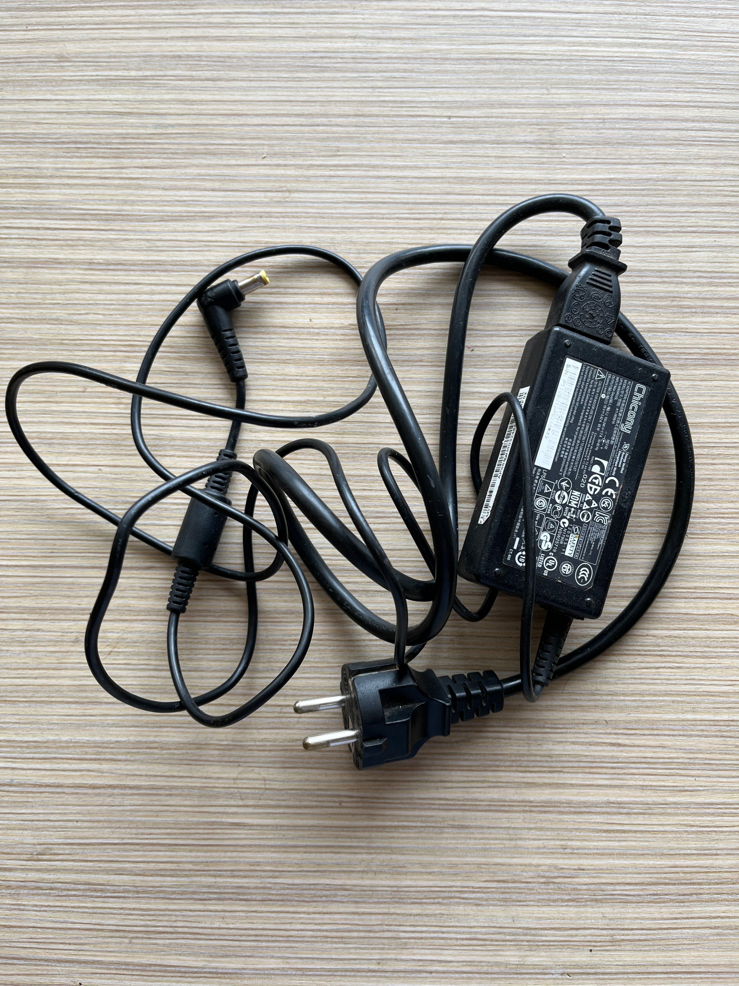 Chicony 19V 3.42A A11-065N1A адаптер, для acer