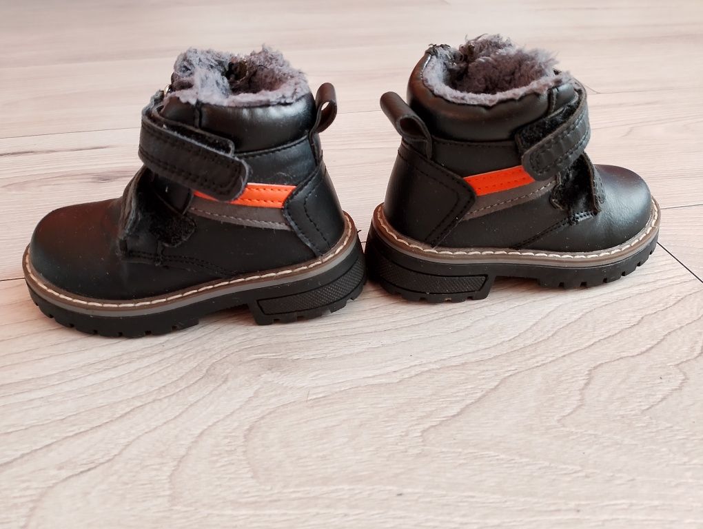 Buty zimowe ocieplane 21 rzepy suwak