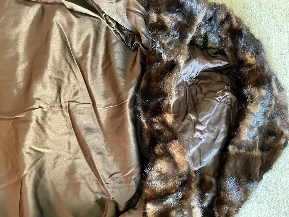 Kurtka damska  z norek z kapturem “kobieta kierowca”