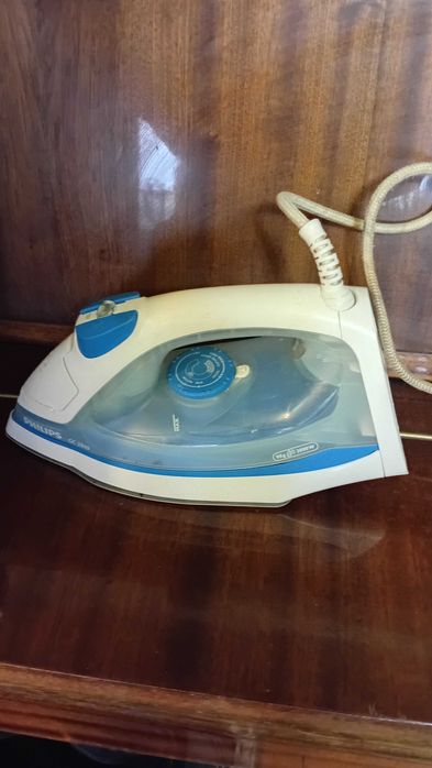Продам утюг philips
