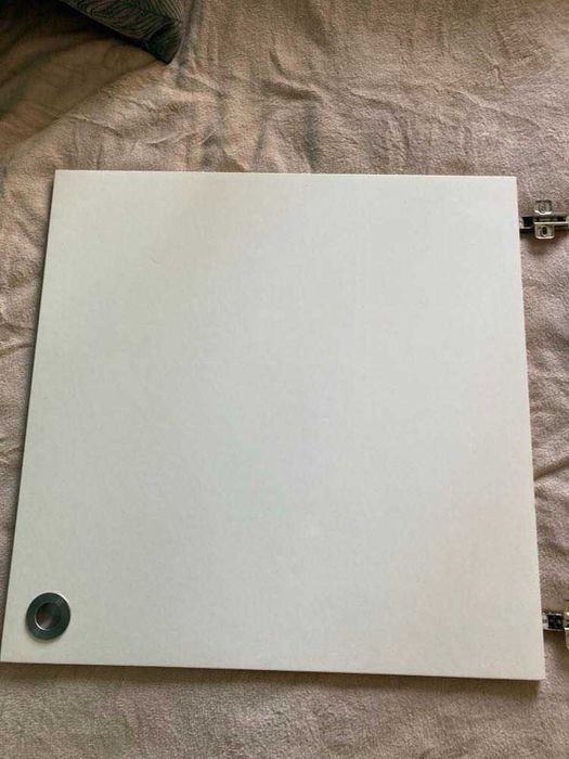 Porta branca móvel IKEA 60 X 60 cm c/dobradiças